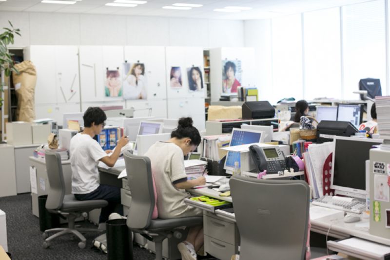 ban biên tập tạp chí non-no